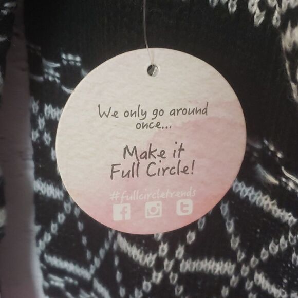 NWT Full Circle Black and Pink Jacket - Picture 4 of 6